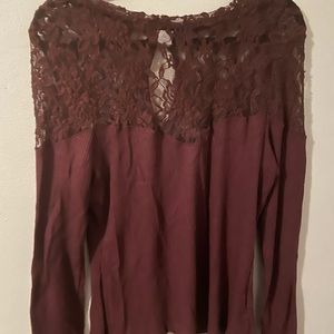 Venus burgundy lace top